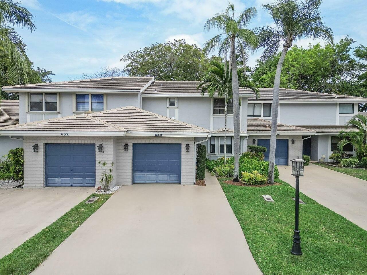 Property Photo: 624 N Deer Creek Shore Drive N FL 33442