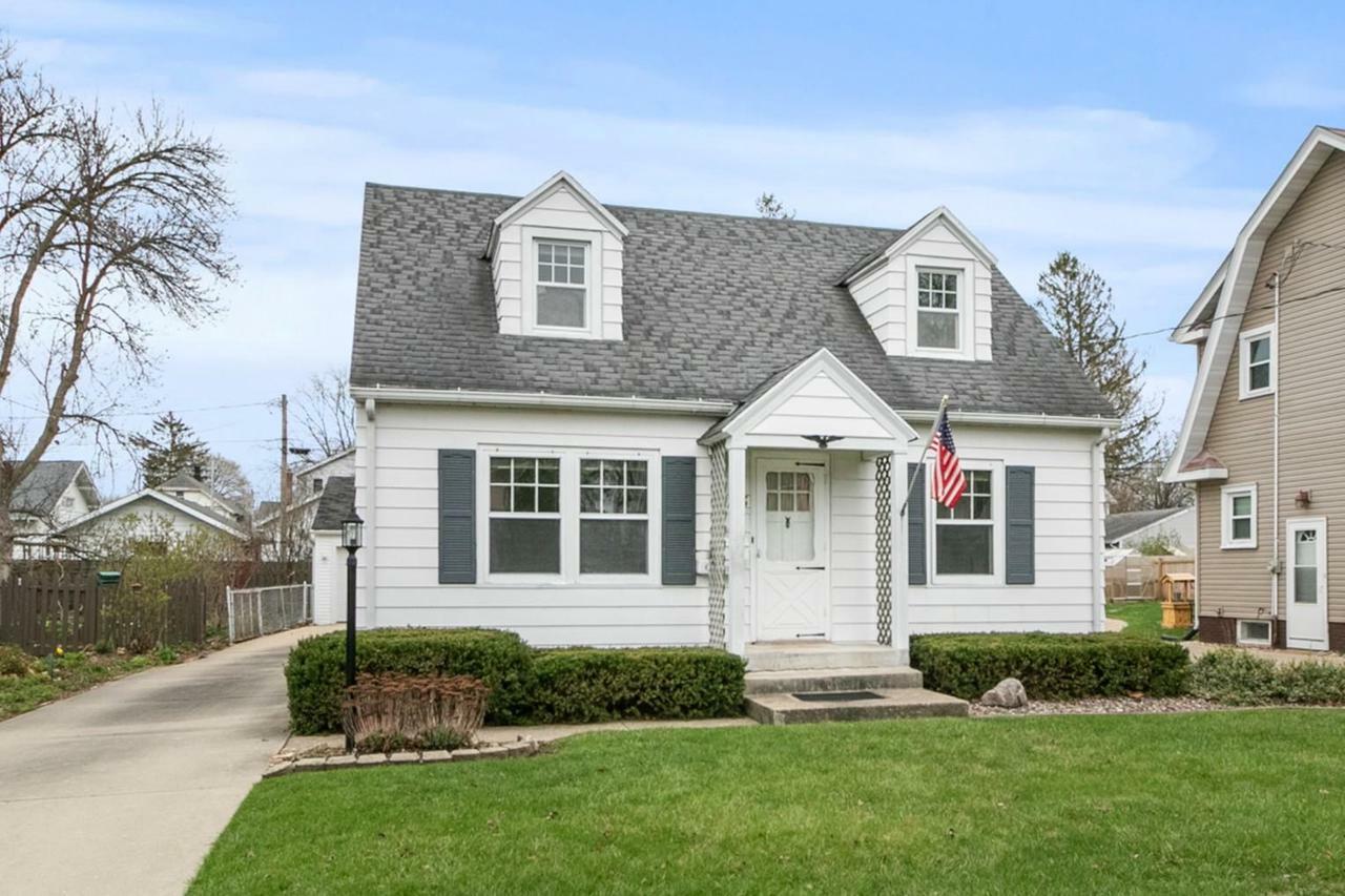736 Eisenhower Avenue  Janesville WI 53545 photo