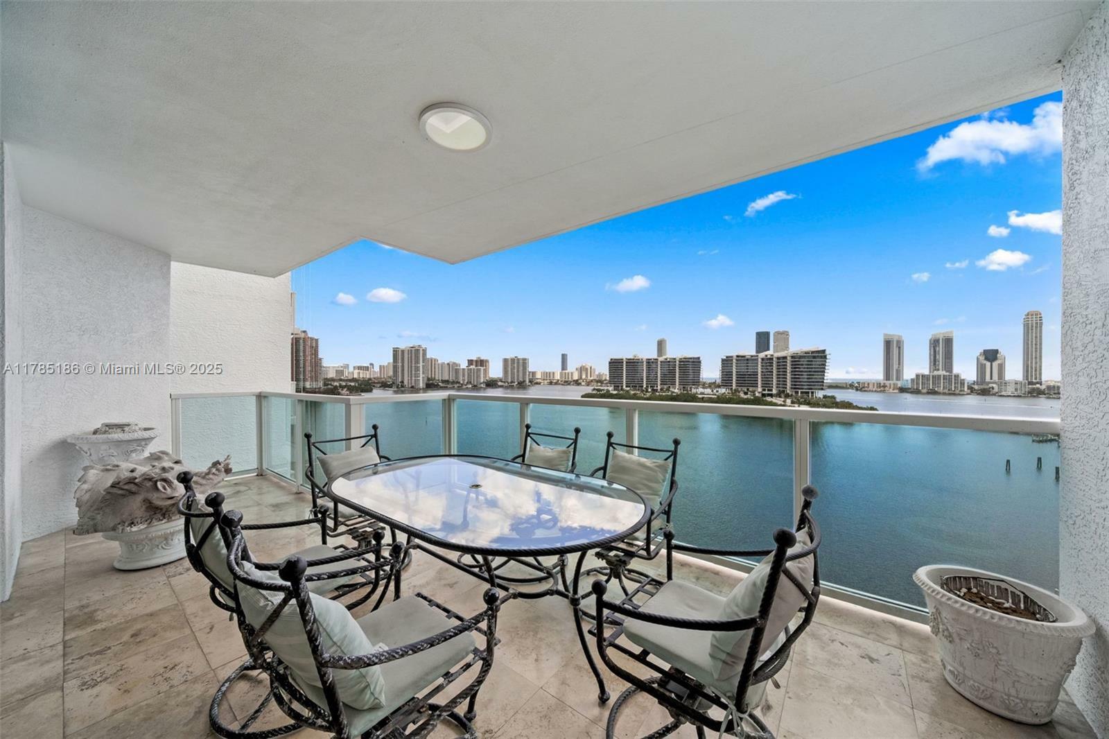 Property Photo: 3201 NE 183rd St 1107 FL 33160