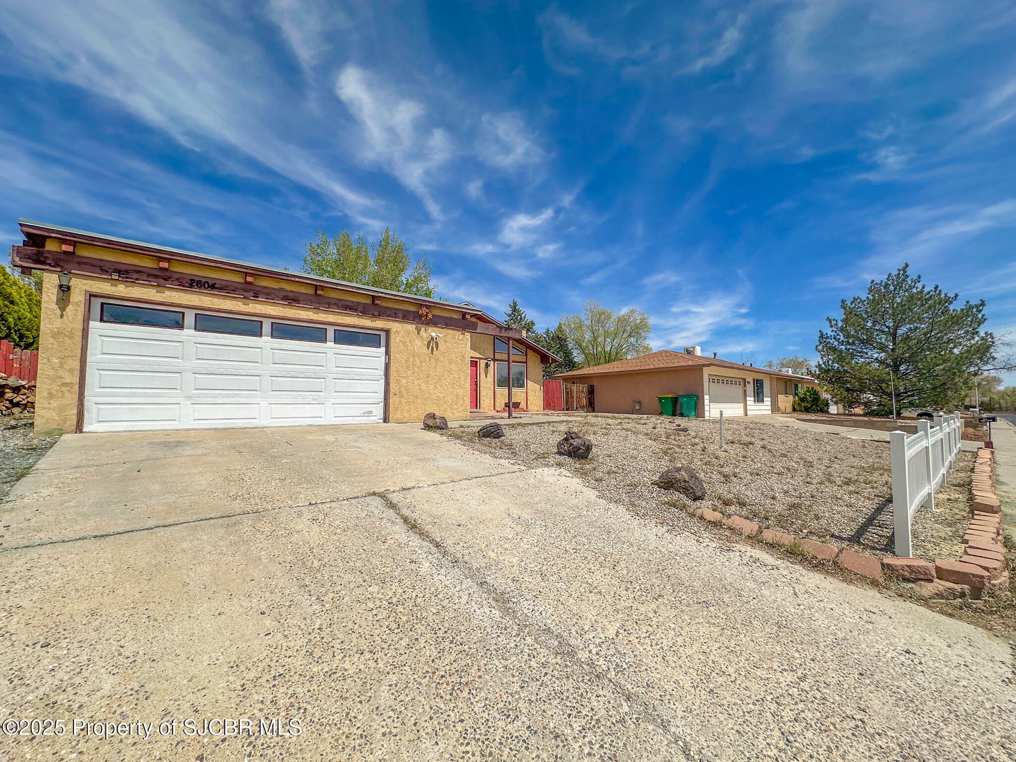 Property Photo: 2604 E 24th Street NM 87401