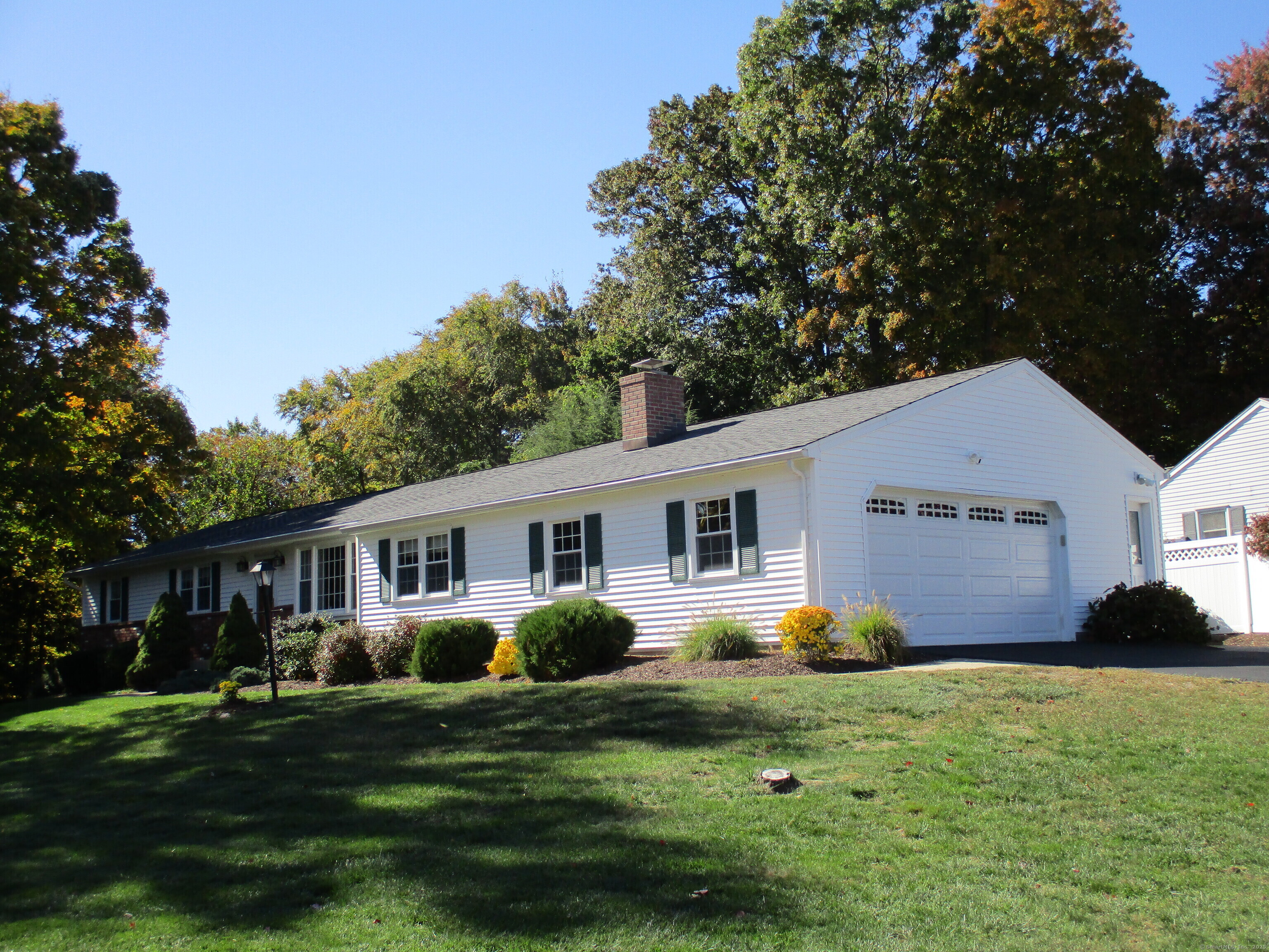 Property Photo: 259 Redwood Lane CT 06410