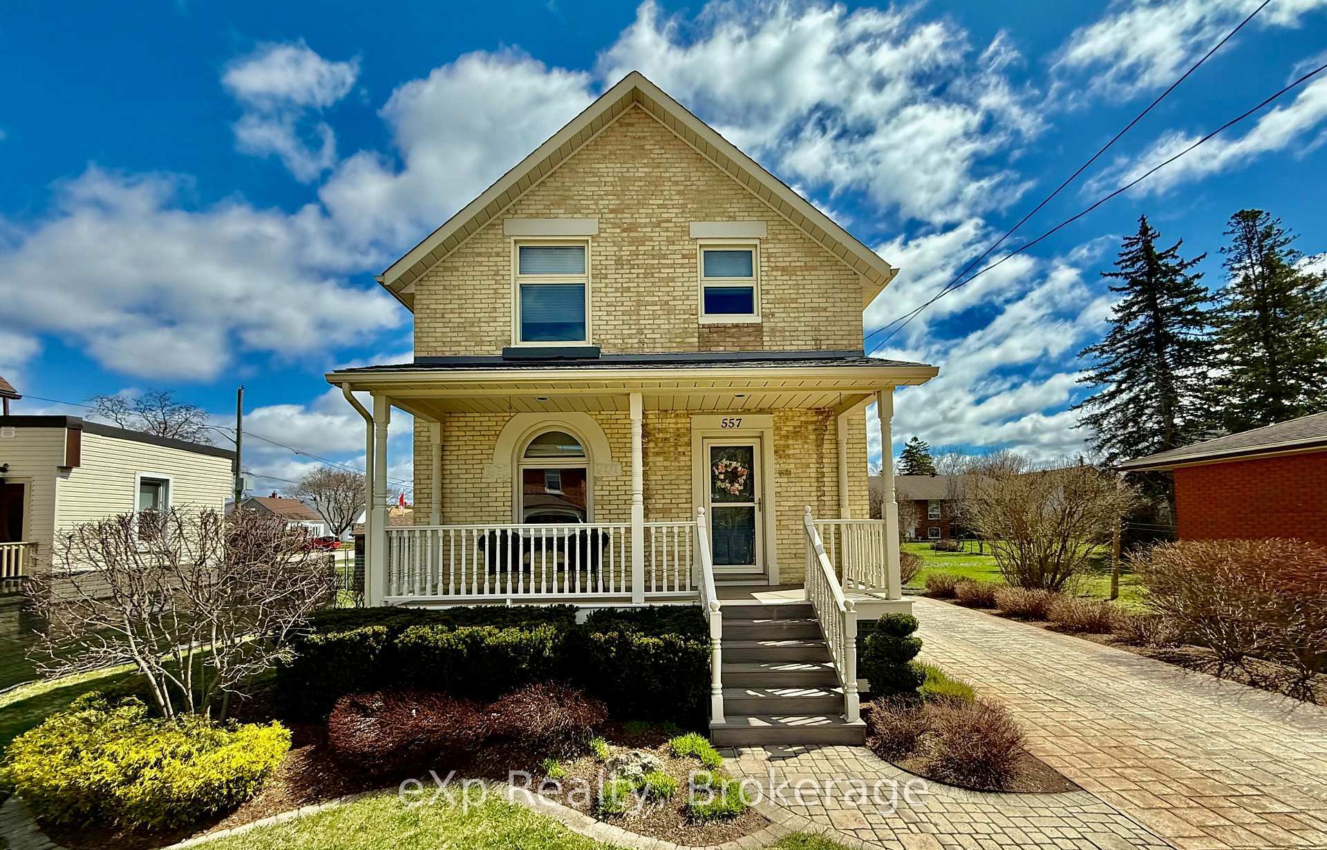 557 12th Avenue  Hanover ON N4N 2V4 photo