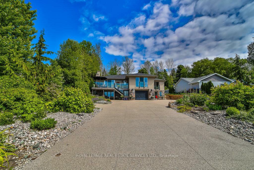 39 Goderich Street  Kincardine ON N2Z 2L2 photo
