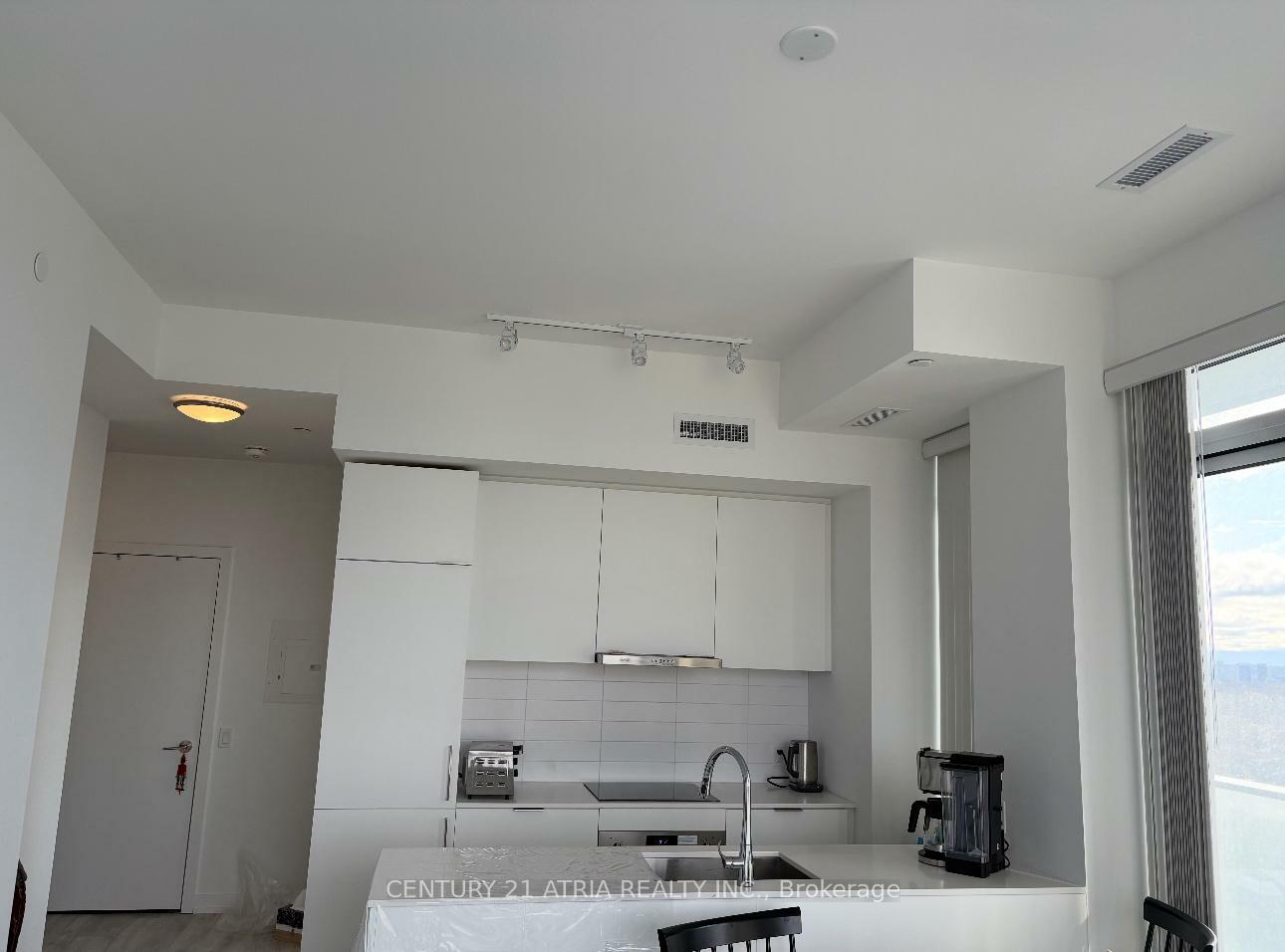 Property Photo: 8 Olympic Garden Drive S1907 ON M2M 0B9