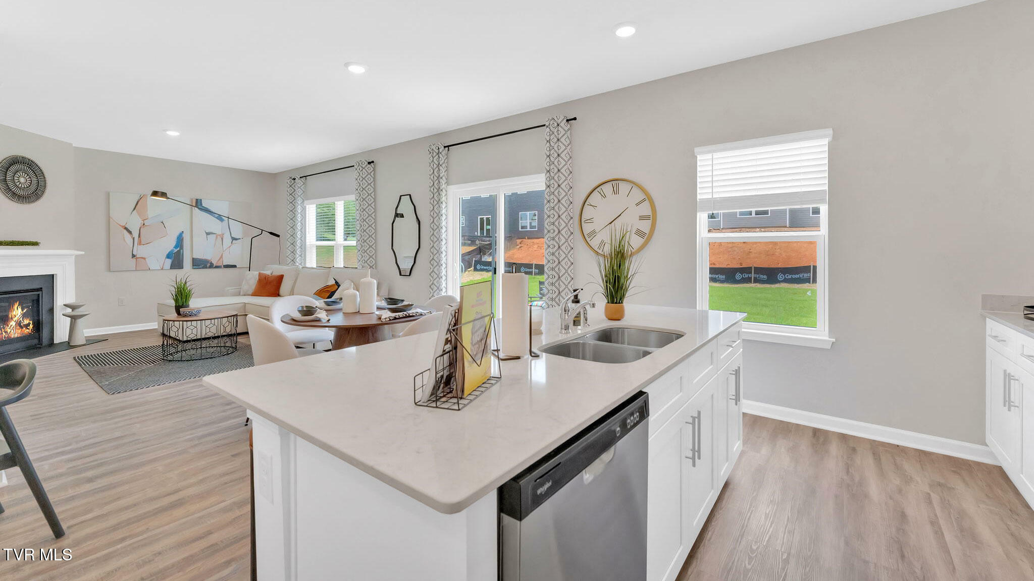 Property Photo: 813 Pinhoti Street TN 37604