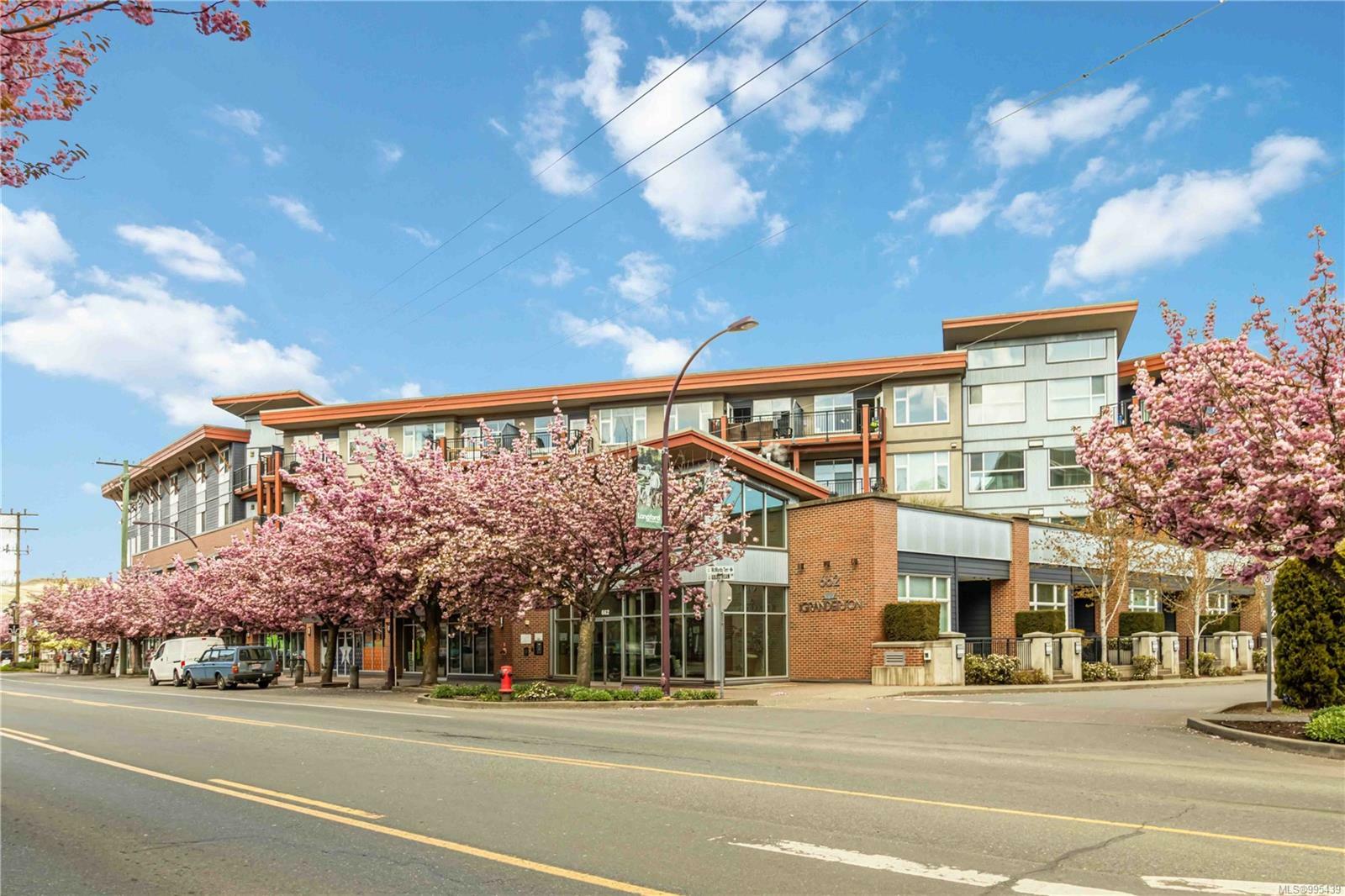 Property Photo: 662 Goldstream Ave 104 BC V9B 0N8