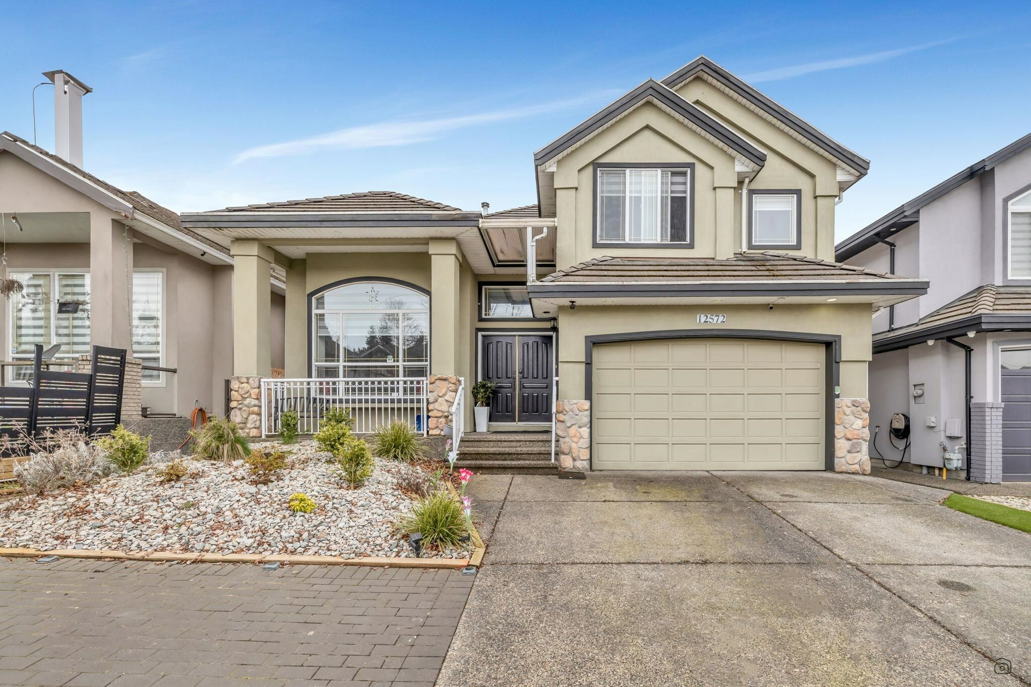 Photo de la propriété: 12572 62B Avenue BC V3X 3M9