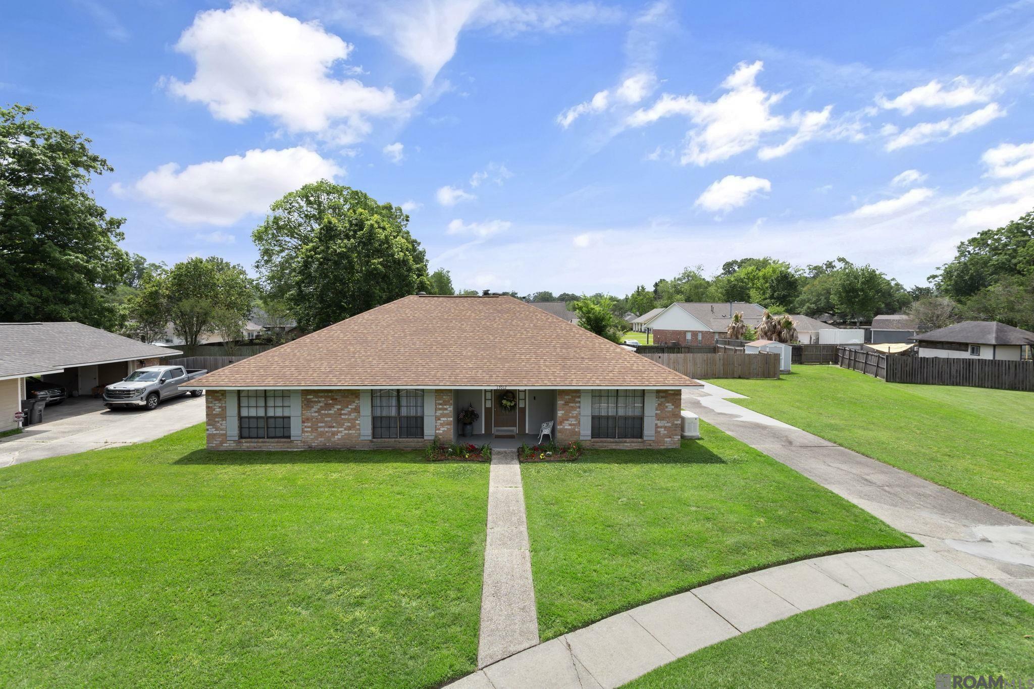 Property Photo: 17012 Sharpsburg Ave LA 70817