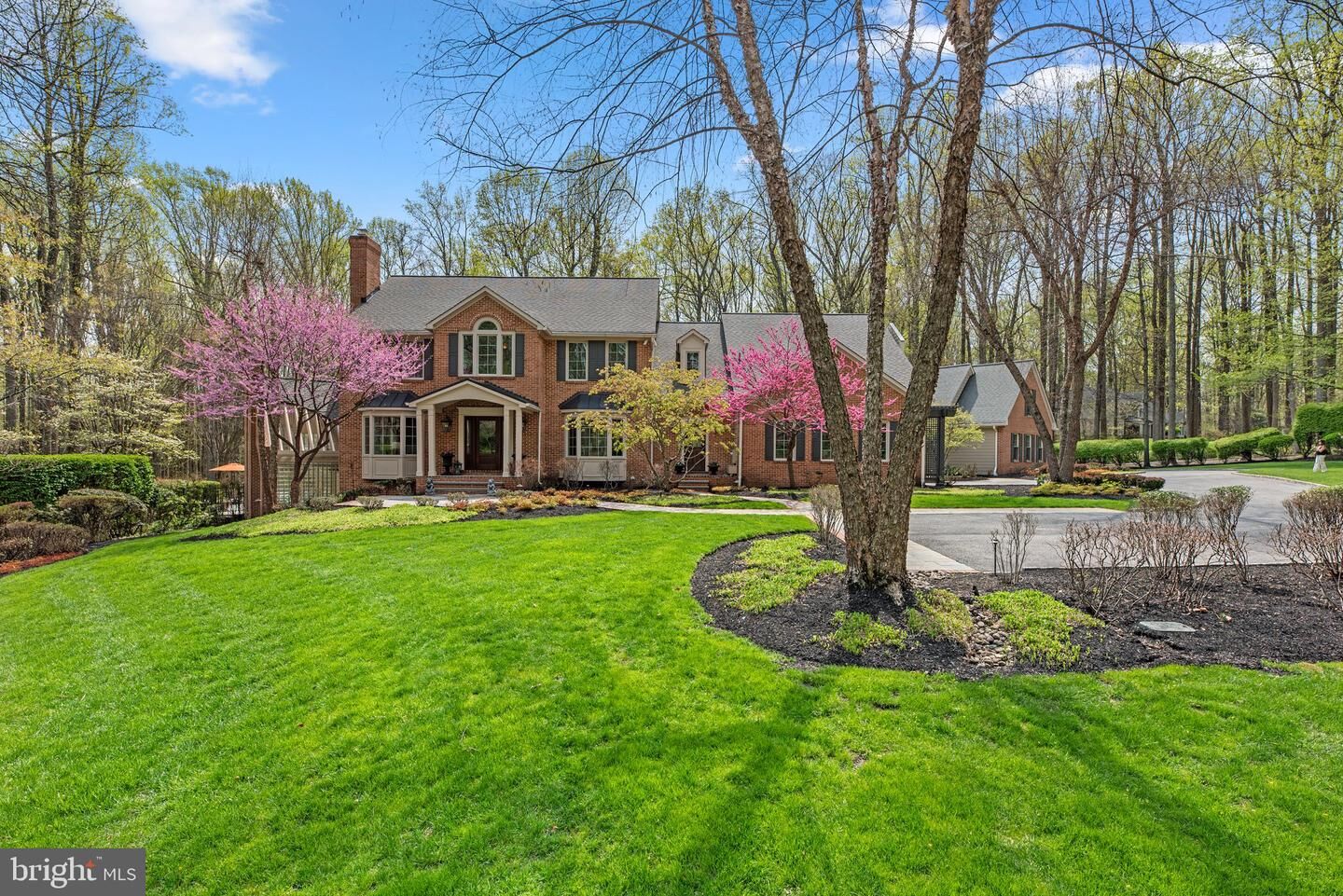 Property Photo: 13791 Lakeside Drive MD 21029