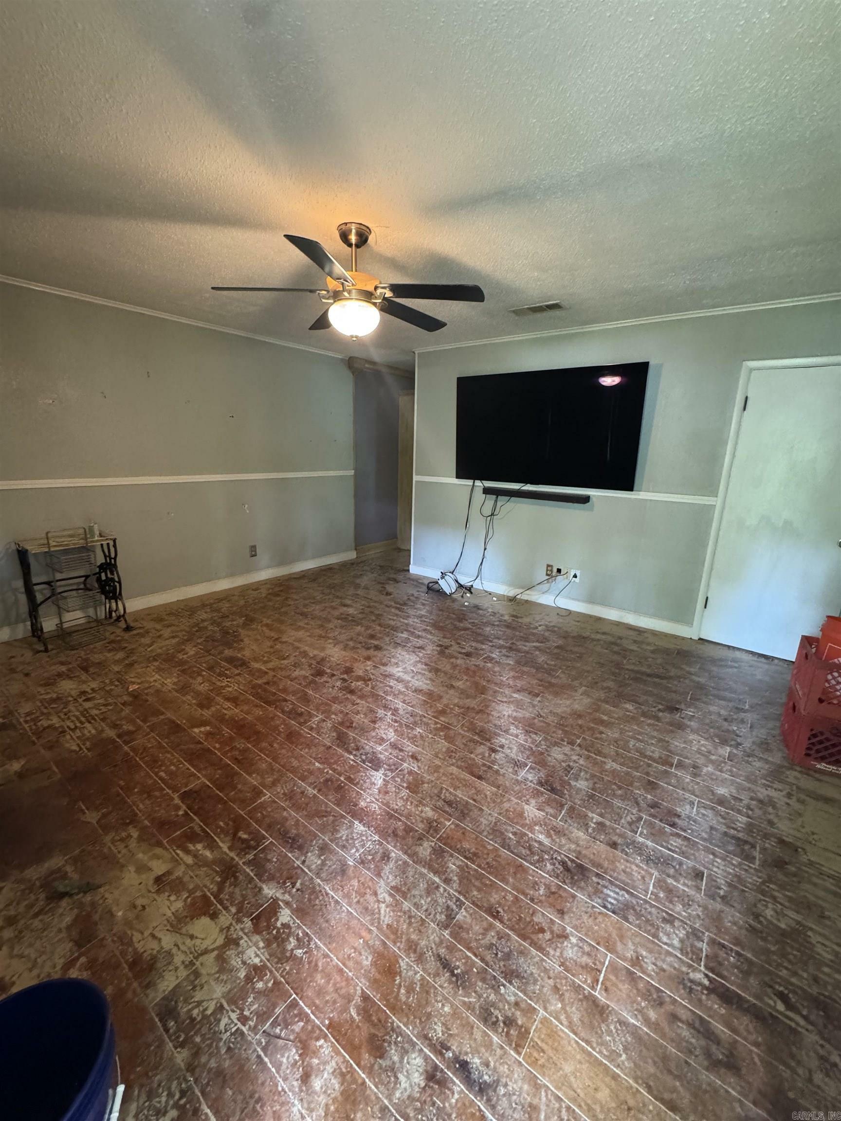 Property Photo: 13823 Clayton Drive AR 72103