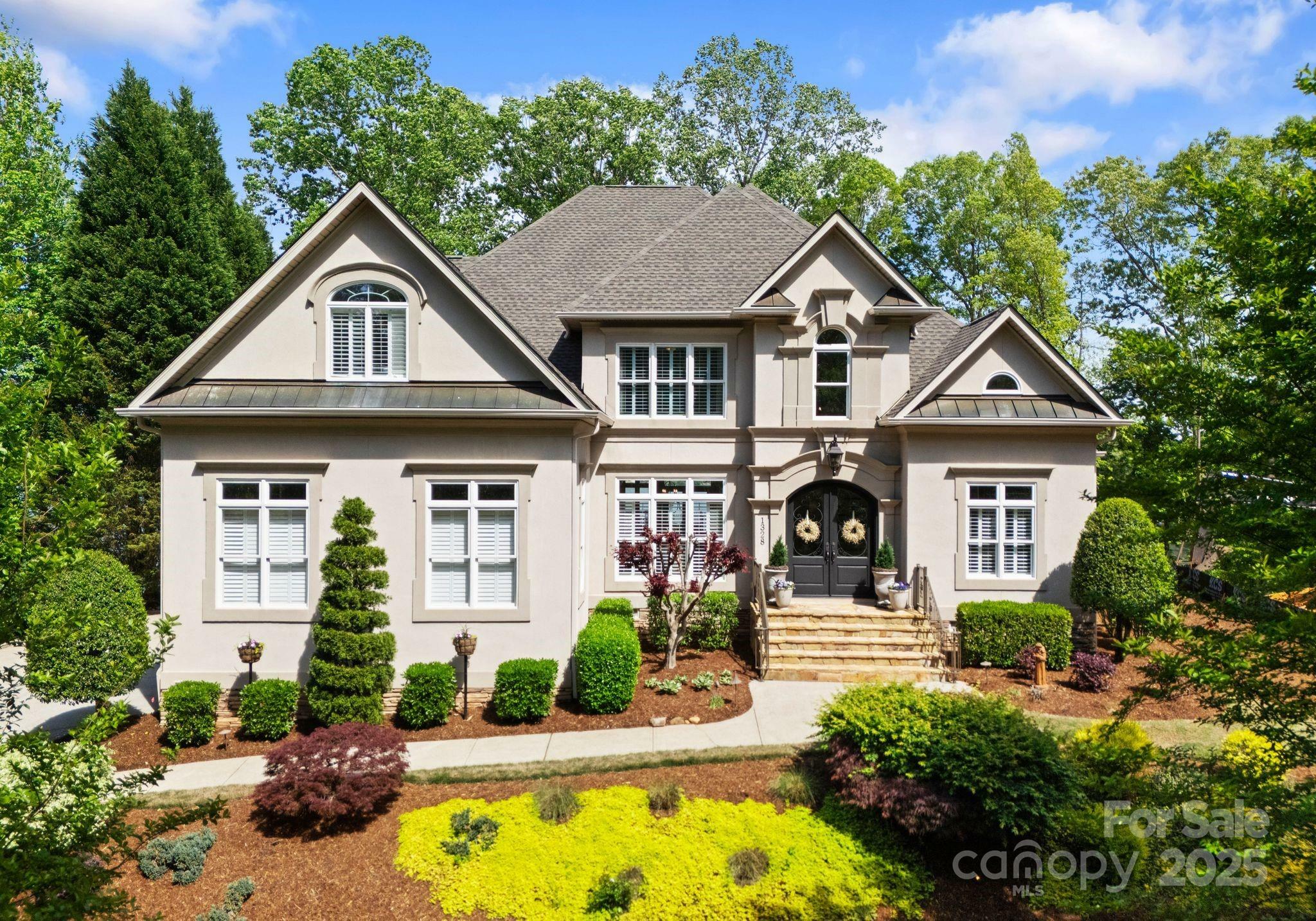 Property Photo: 1328 Astoria Parkway NC 28609