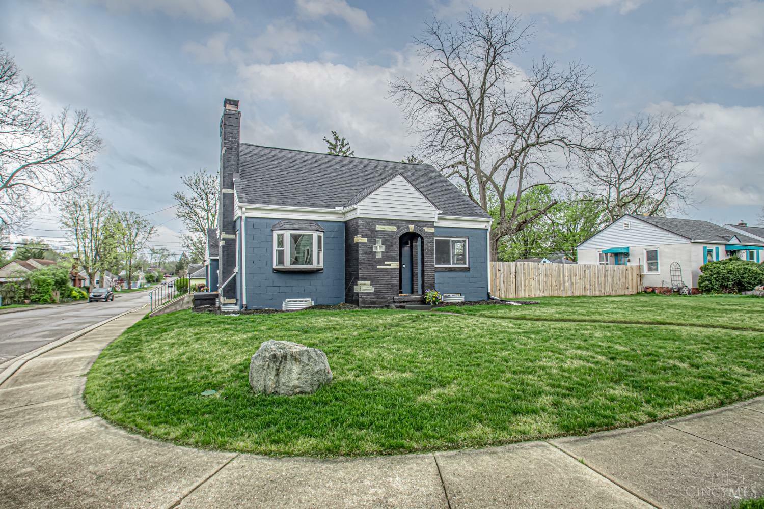 Property Photo: 1300 Central Park Avenue OH 45409