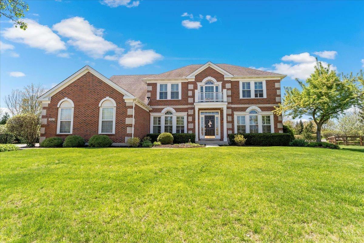Property Photo: 5679 Richmond Park Drive OH 45040