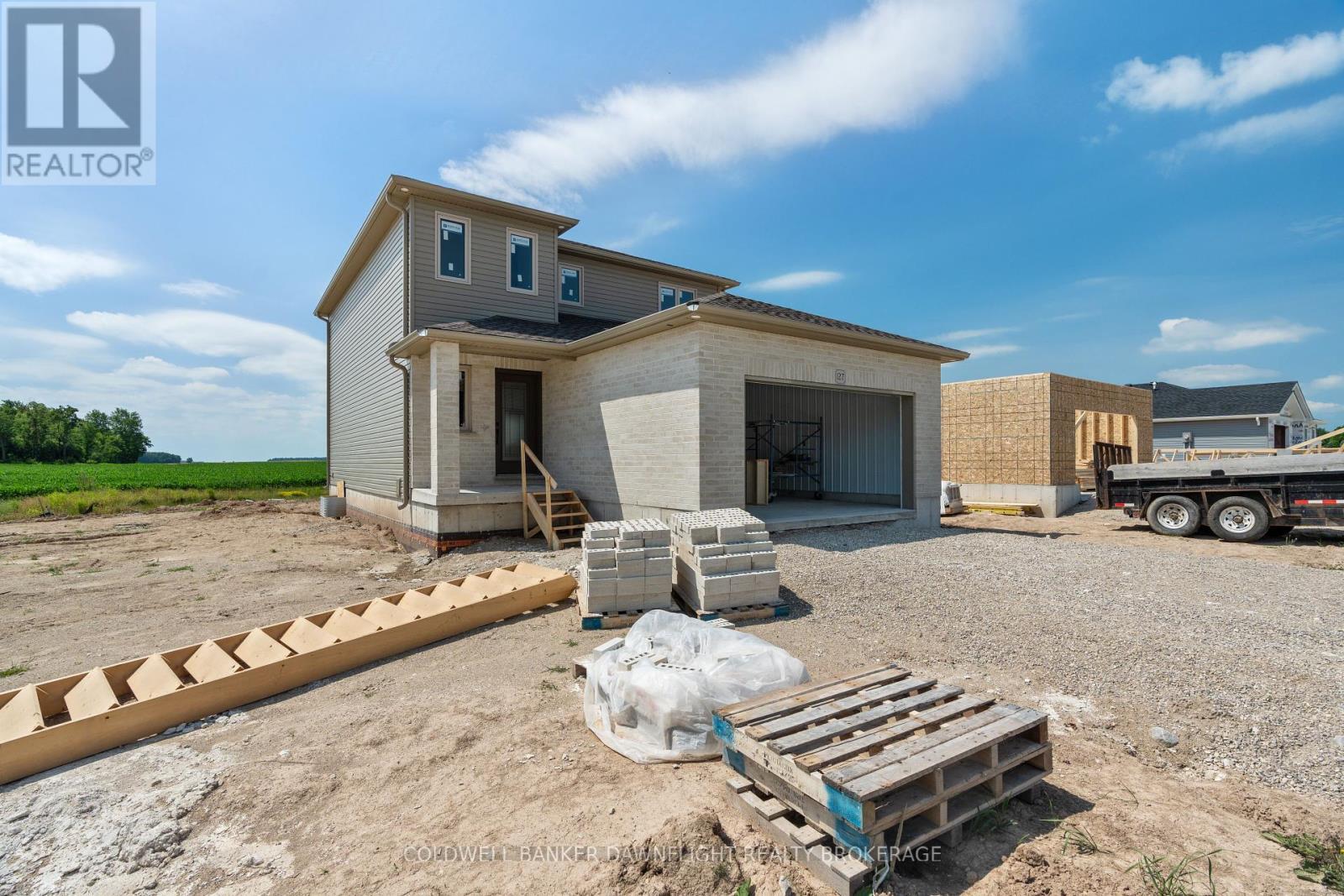 Property Photo: 127 Victoria Avenue East ON N0M 1M0