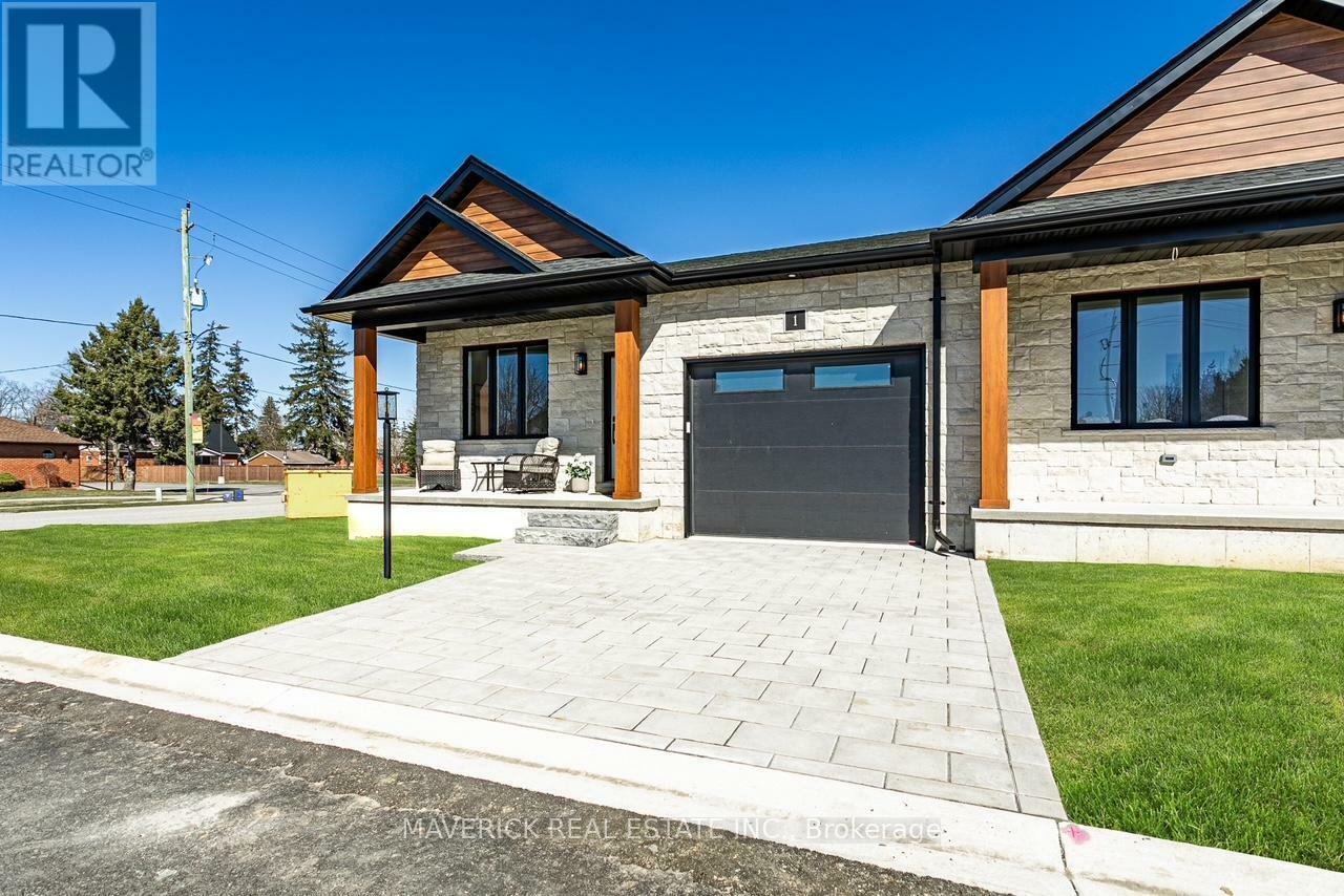Property Photo:  183 Brock Street 2  ON N0M 2M0 