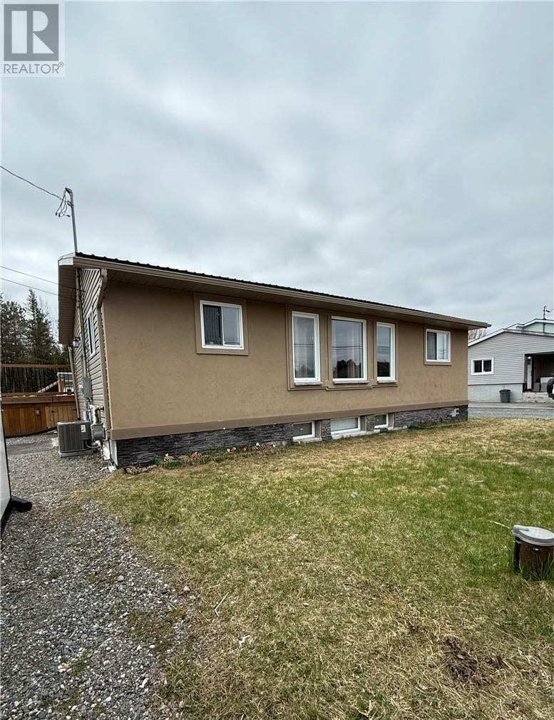 Property Photo: 25 Hinds Road ON P0M 1C0
