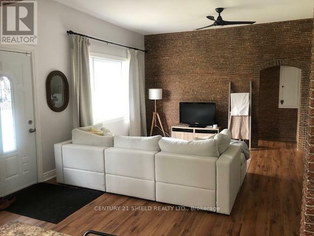 Photo de la propriété: 2063 County Rd 44 Road ON K0E 1X0