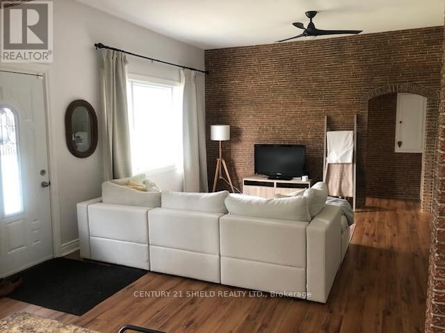 Photo de la propriété: 2063 County Rd 44 Road ON K0E 1X0
