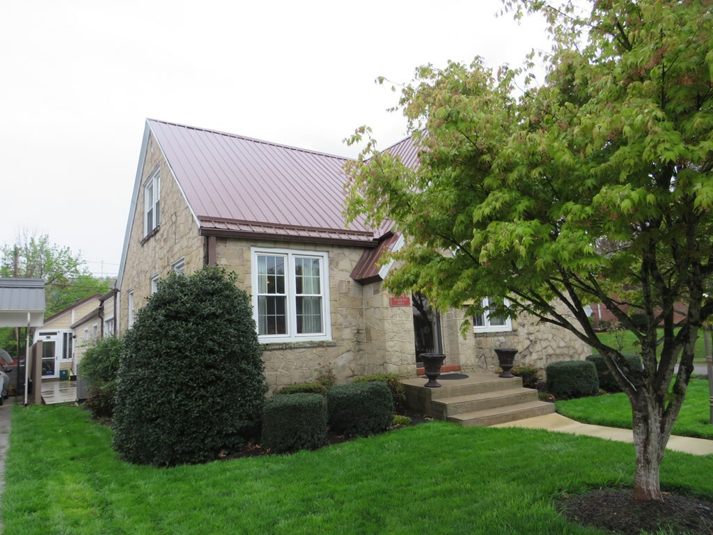 Property Photo: 804 Washington Avenue KY 41240