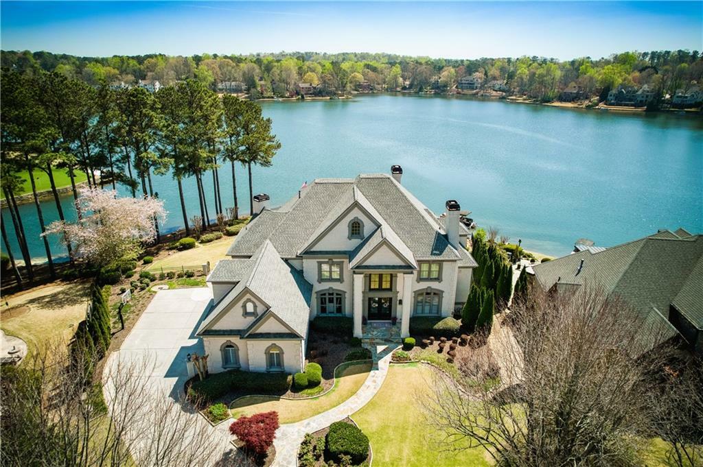 Property Photo: 1160 Lake Shore Overlook GA 30005