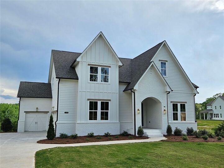 Property Photo:  6490 Mockingbird Road  GA 30028 