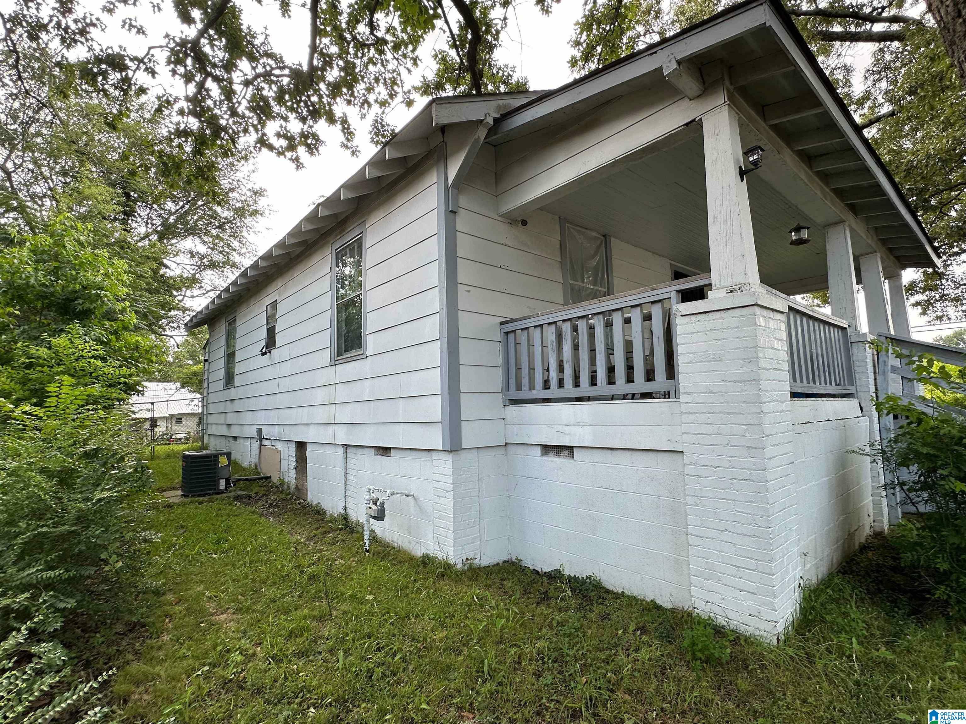 Property Photo: 2028 Noble Street AL 36201