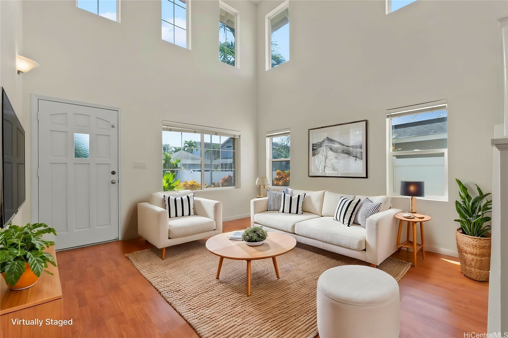 Property Photo: 91-1072 Kaiheenalu Street HI 96706
