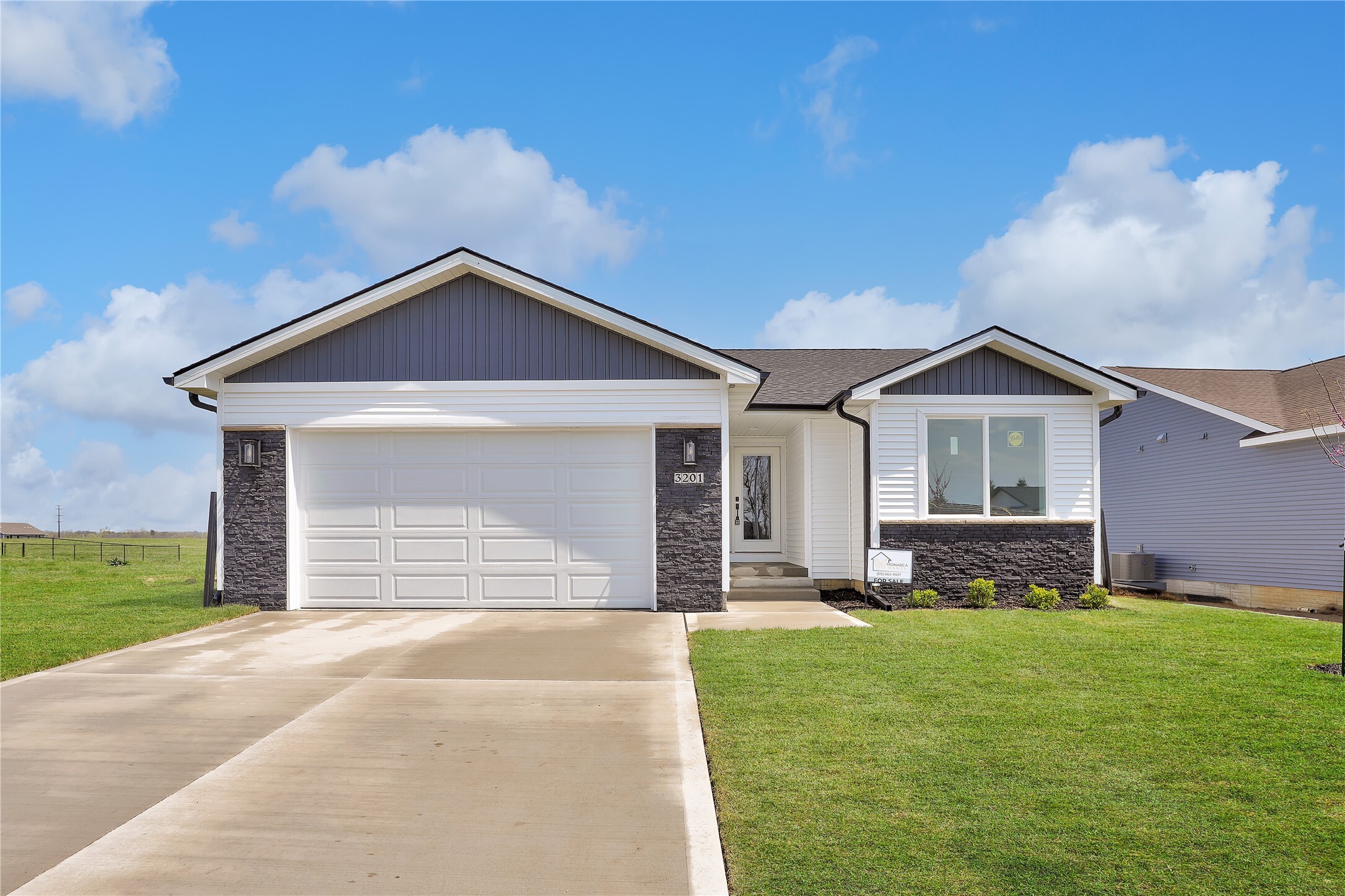 3201 Brook Landing Court  Des Moines IA 50317 photo