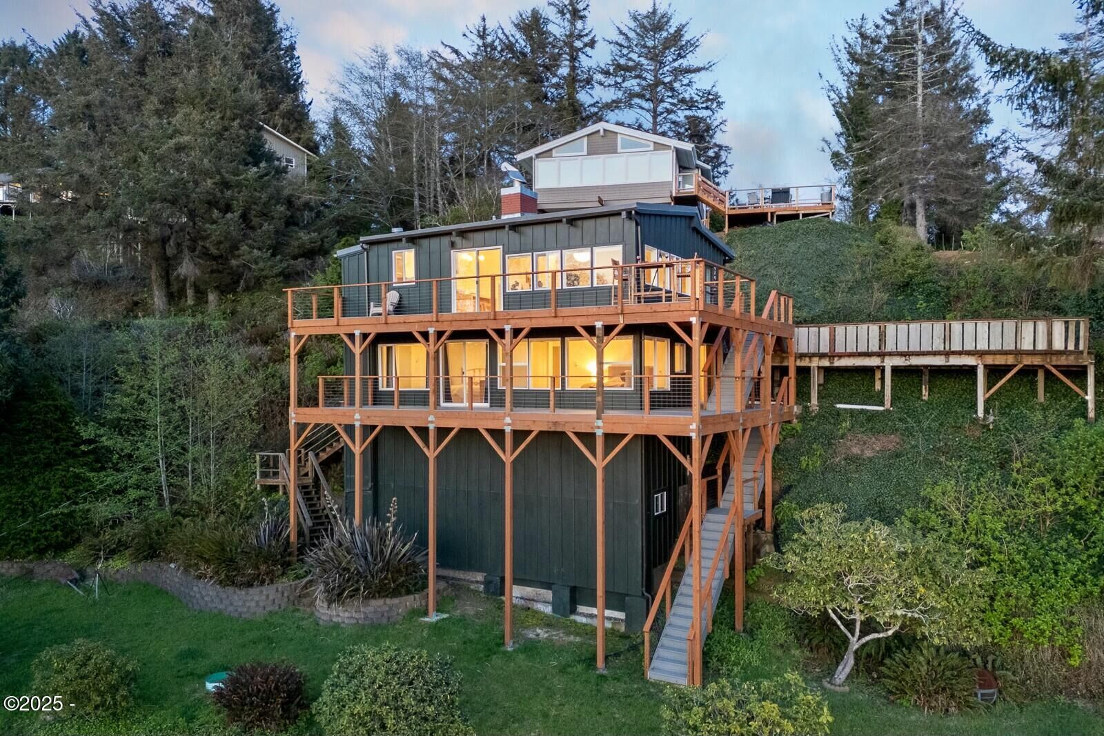 Property Photo:  47470 Beach Crest Drive  OR 97149 