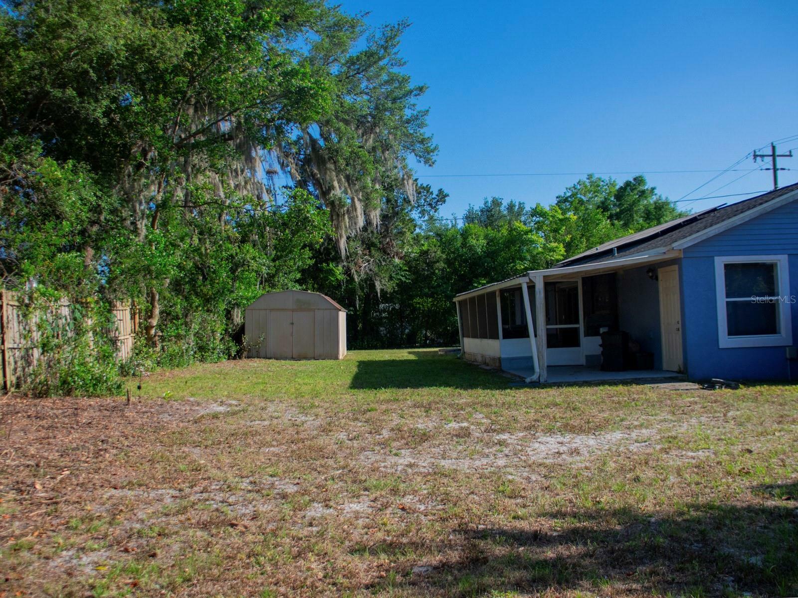 Property Photo: 15 Estrella Road FL 32713