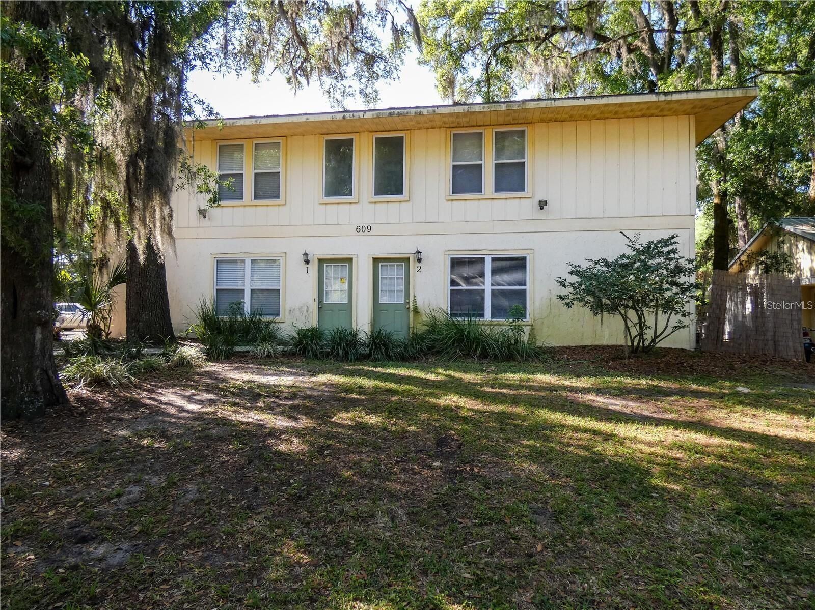 Property Photo:  609 SW 10th Lane 1  FL 32601 