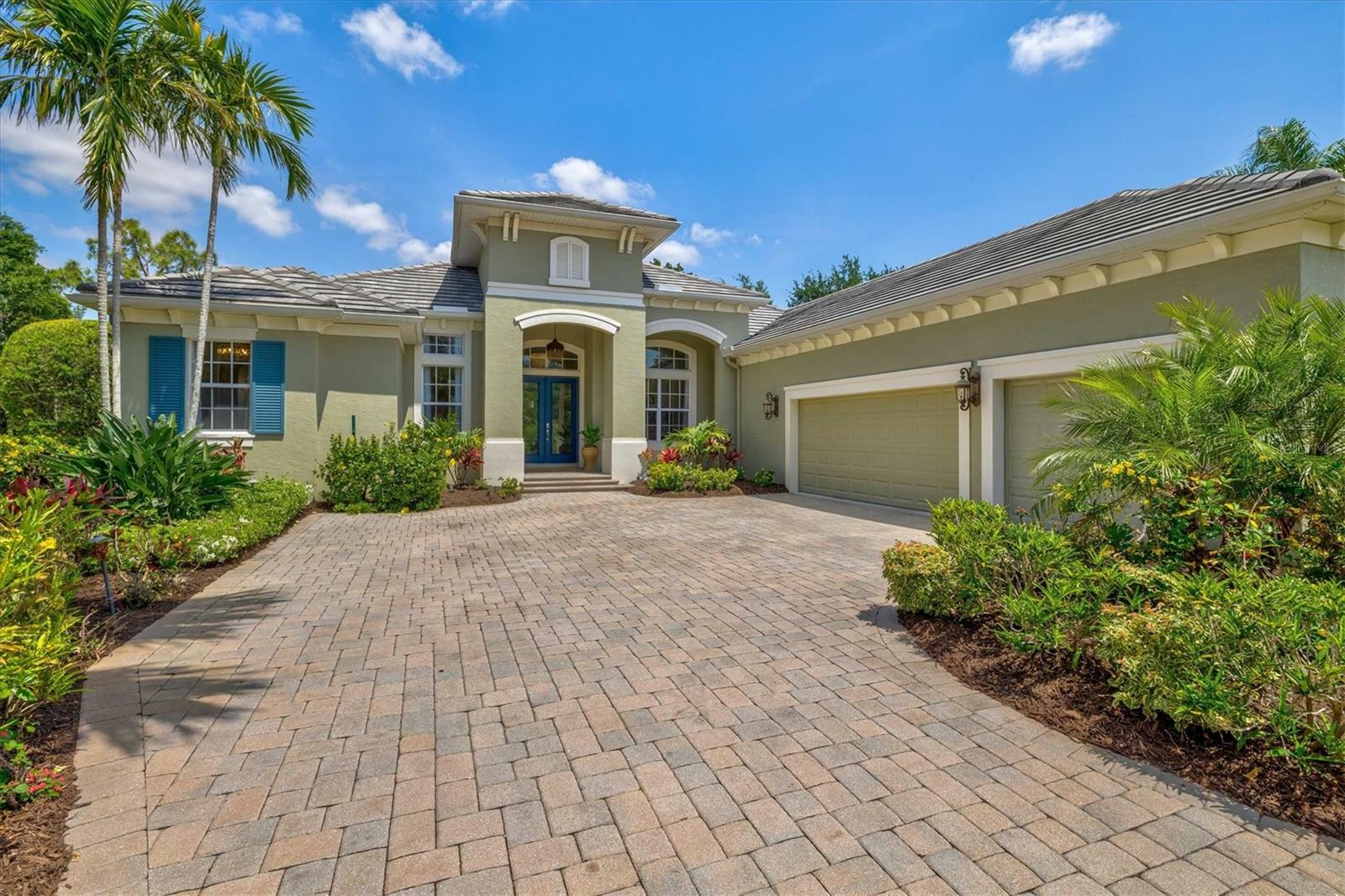 Property Photo: 12311 Newcastle Place FL 34202