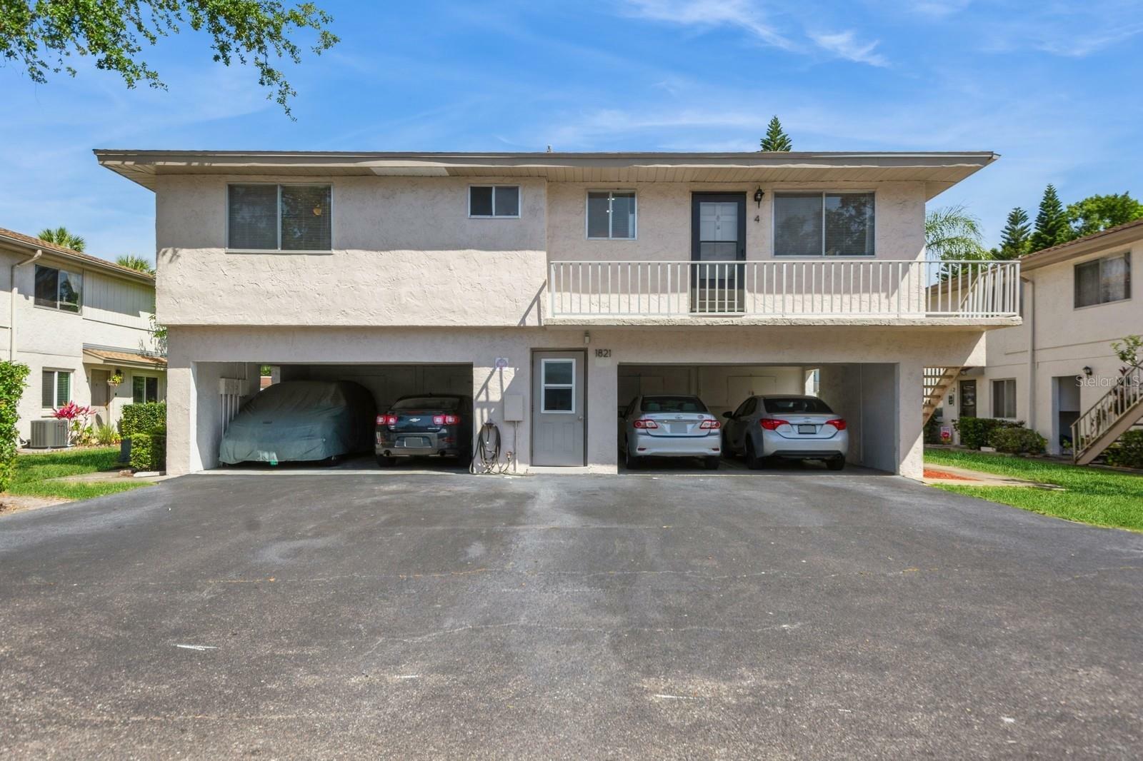 Property Photo: 1821 Bough Avenue 4 FL 33760