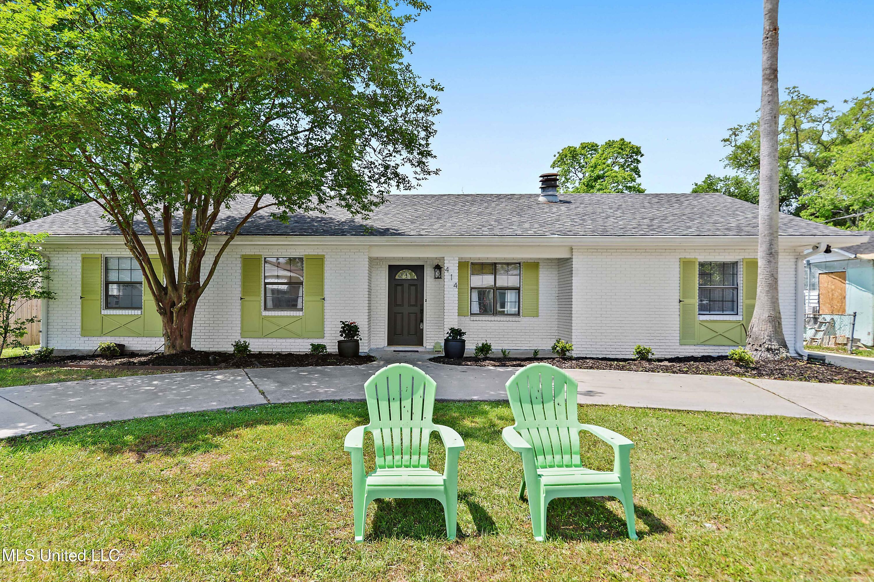 Property Photo: 414 Demontluzin Avenue MS 39520