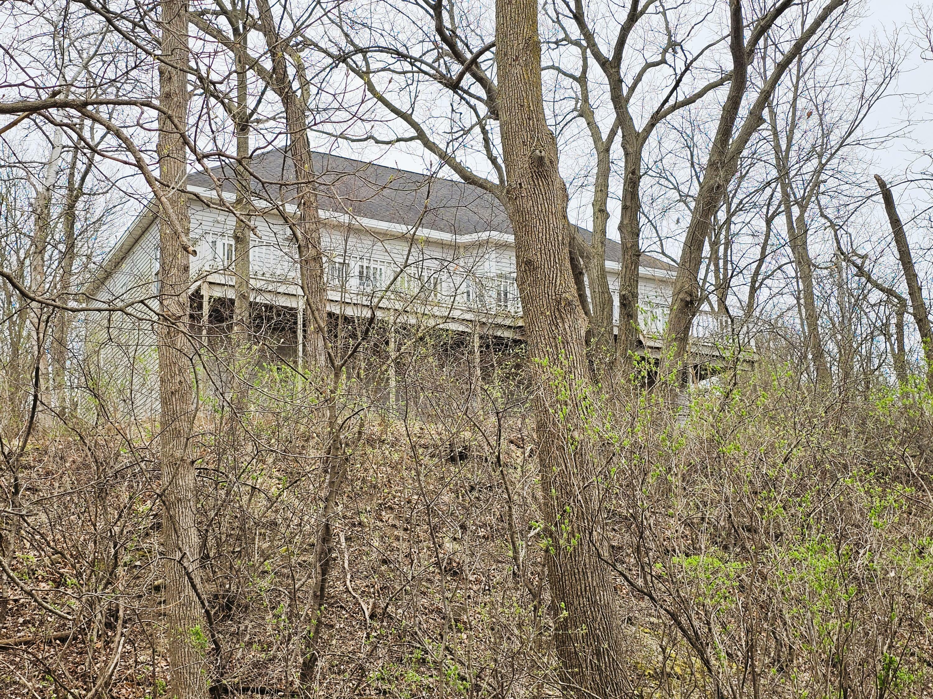 Property Photo: 1835 N Davies Dr WI 53066