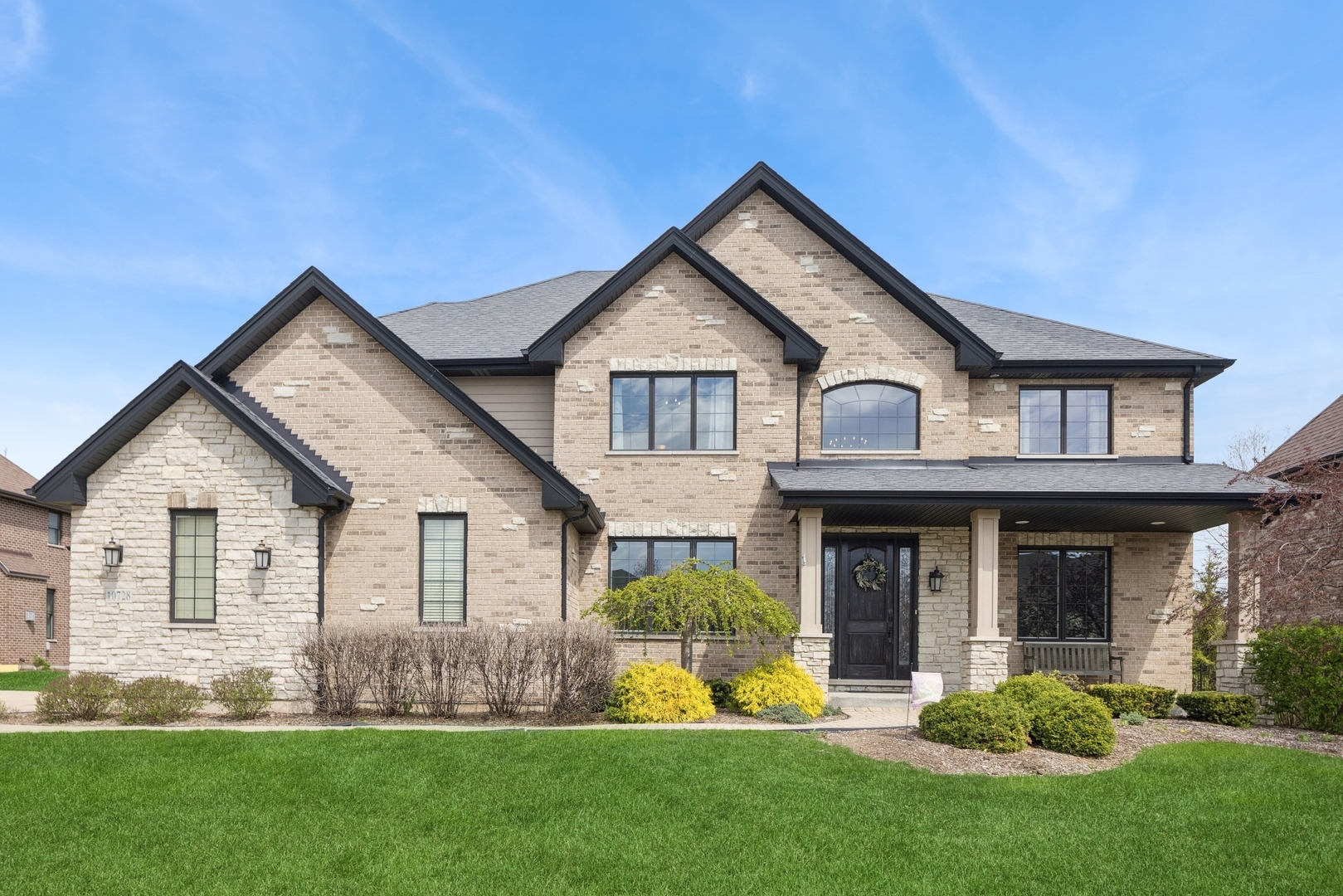 Property Photo: 10728 Millers Way IL 60467