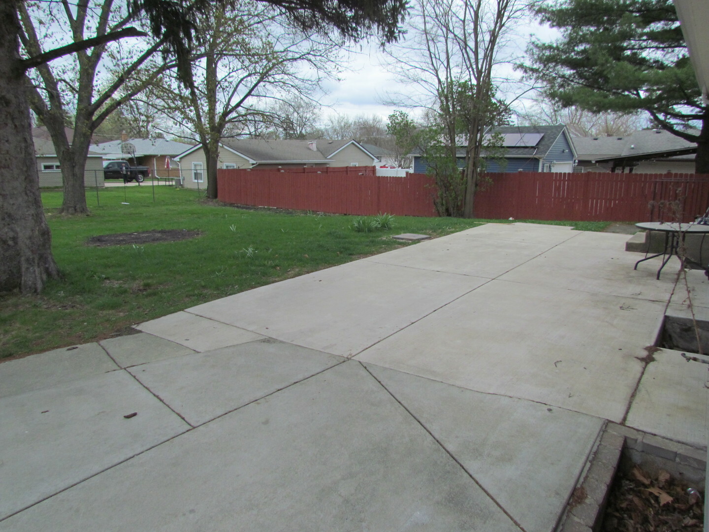 Property Photo: 685 Wood Street IL 60505