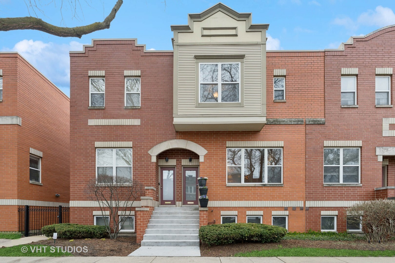 Property Photo:  3452 N Monticello Avenue  IL 60618 