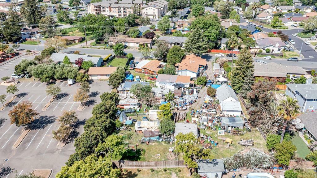Property Photo: 8520 Alden Ln CA 95492