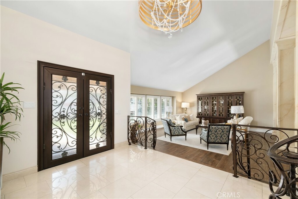 Property Photo: 11030 Cozycroft Avenue CA 91311