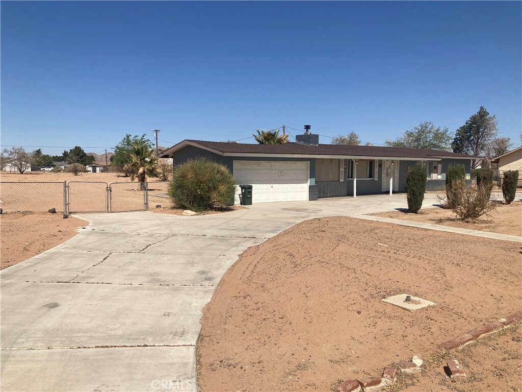Property Photo: 15374 Erie Road CA 92307