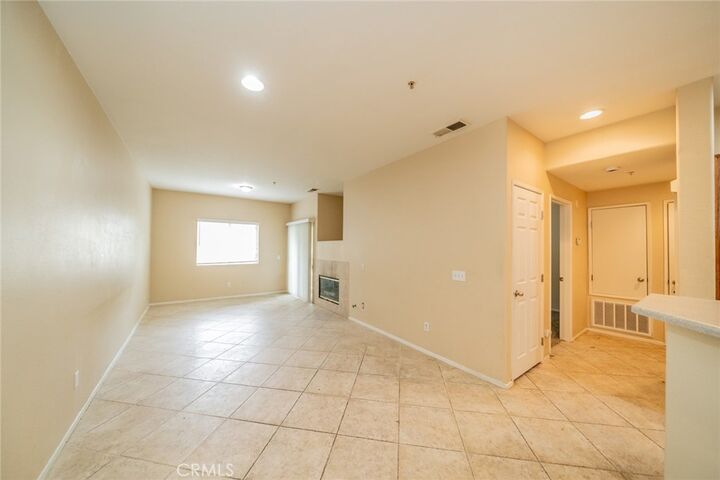 Property Photo: 26396 Arboretum Way 2906 CA 92563