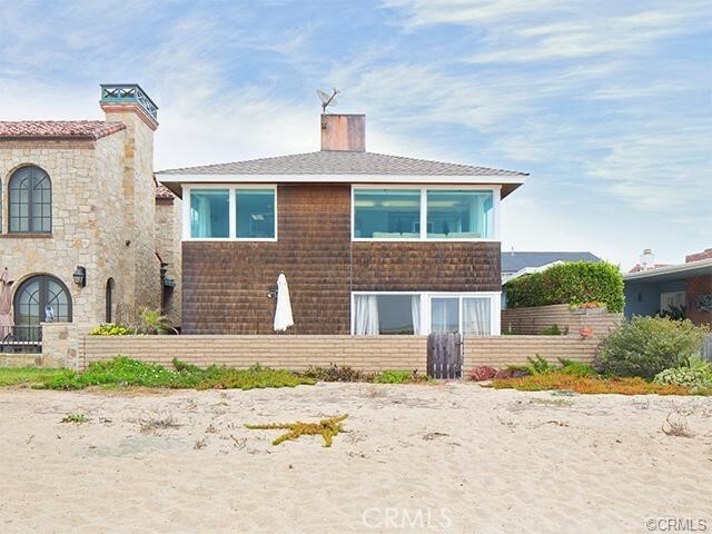 Property Photo: 1560 E Oceanfront CA 92661