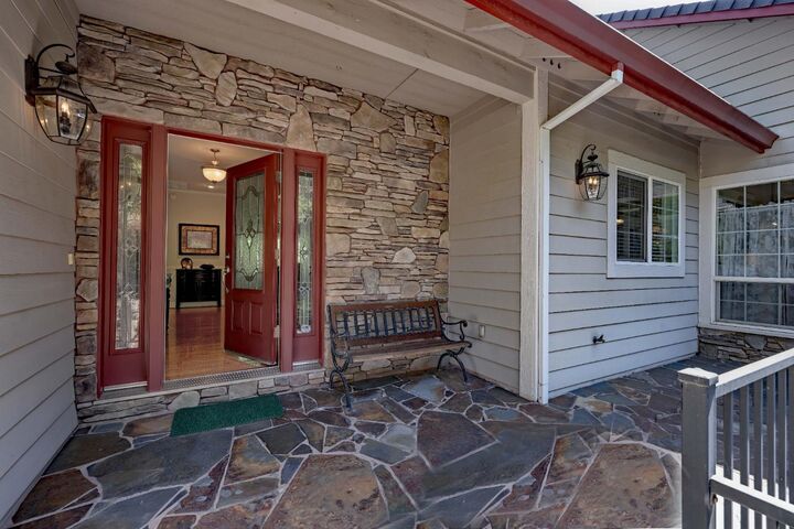 18572 Hummingbird Drive  Penn Valley CA 95946 photo