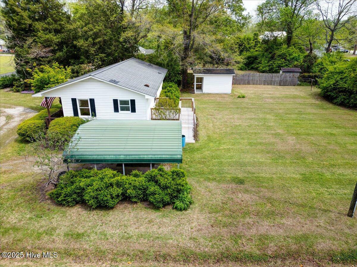 Property Photo: 219 Green Hill Street NC 28573
