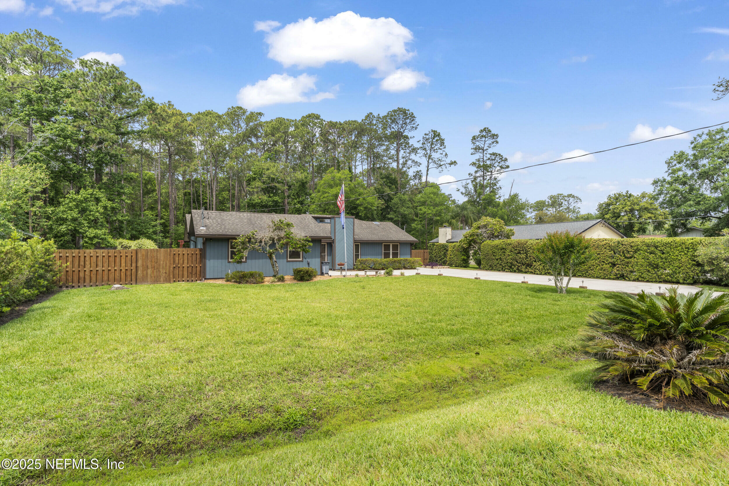 Property Photo:  970 Orangewood Road  FL 32259 