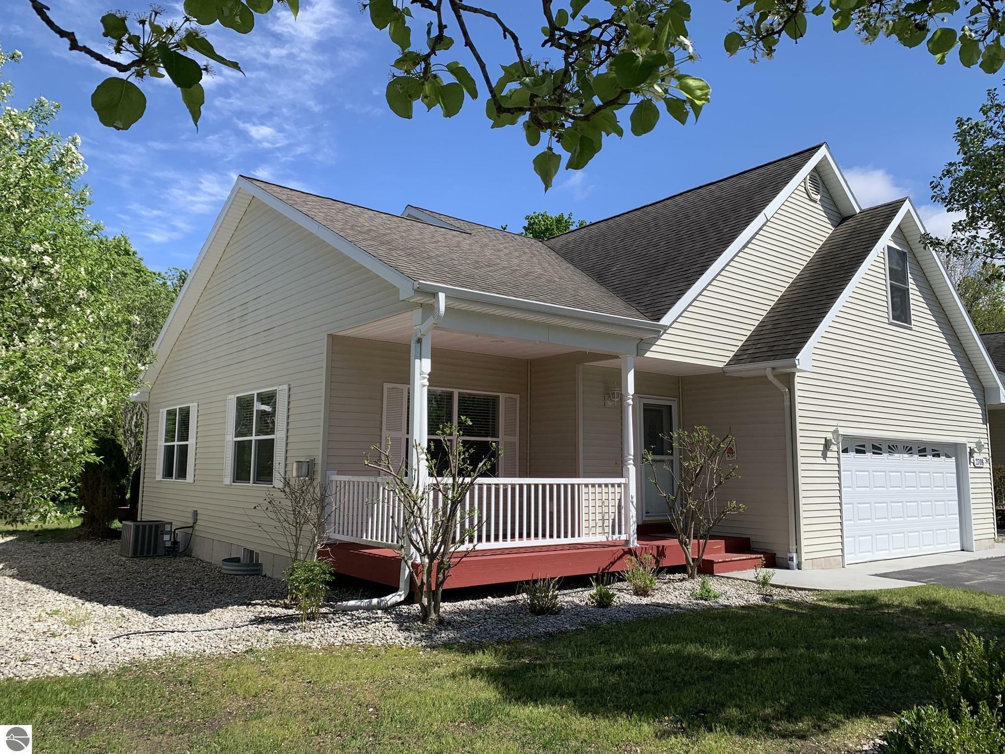 2708 Ruby Street  Traverse City MI 49684 photo