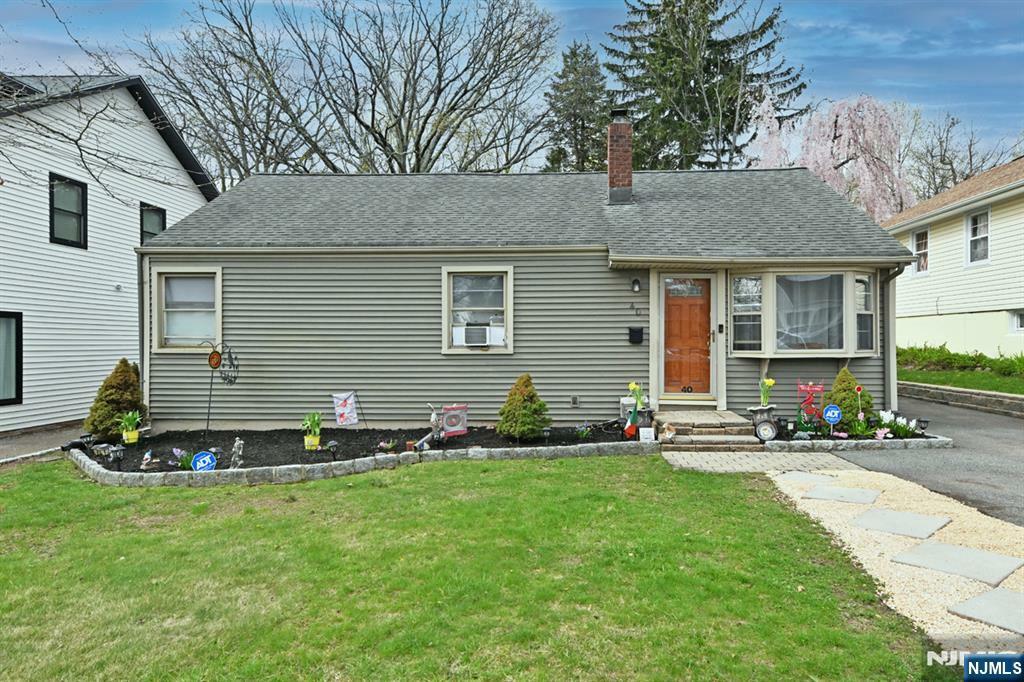 40 Lafayette Avenue  Maywood NJ 07607 photo