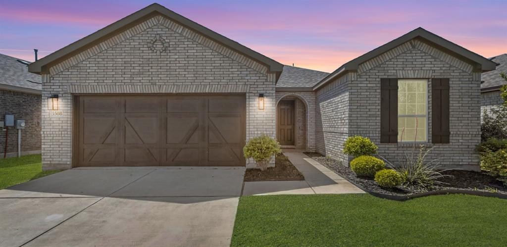 Property Photo: 3508 Alamosa River Drive TX 75078