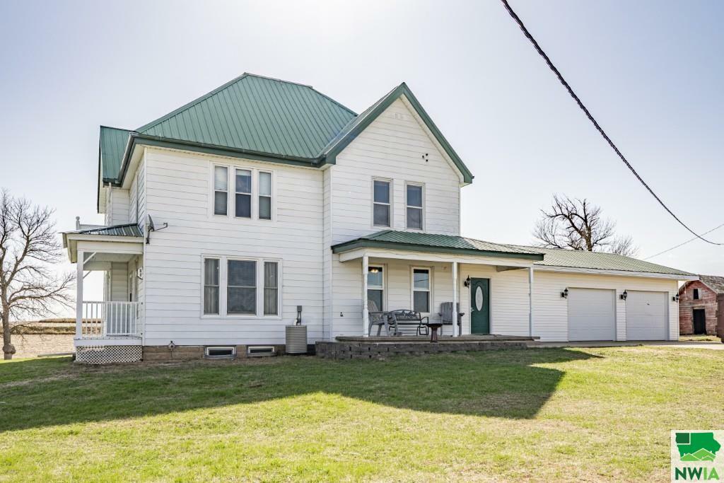 Property Photo: 46592 220th St IA 51050